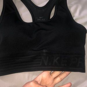nike pro sport bras